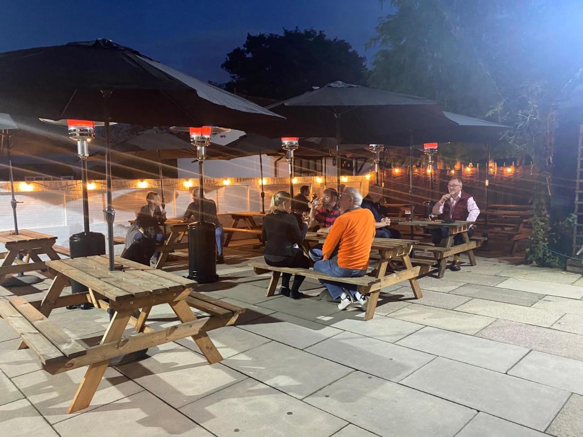 George & Dragon Country Pub & Hotel Wolverton Townsend Tadley Exterior photo